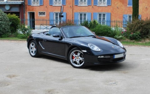  Porsche Boxster 987 3,2i S 280 cv Vous habitez loin de Lyon ? Nous venons vous chercher à la gare ou à l aéroport.