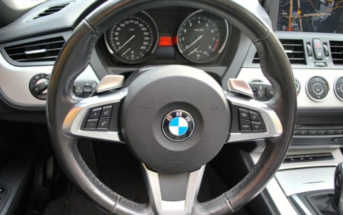 BMW Z4 (E89) SDRIVE 3.5i 306 cv Luxe Volant multifonctions