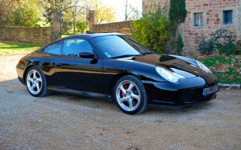 Porsche 996 Carrera 4S 3.6 320 cv Vous habitez loin de Lyon ? Nous venons vous chercher à la gare où à l'aéroport.