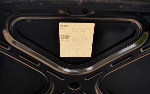 Porsche 996 Carrera 4S X51 3.6 345 cv Etiquette constructeur d'origine sur capot avant