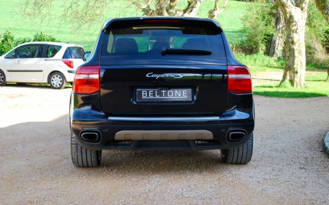 Porsche Cayenne S 4.8 V8 Tiptronic S 7X2 - Aide au stationnement à ultrason (avant et arrière)