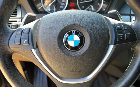 BMW X6 (E71) 40D 306cv xDrive Volant multi-fonctions sport avec palettes de changement de rapport