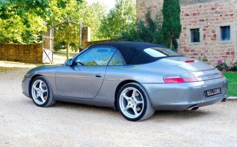 Porsche 996 Carrera Cabriolet 3.6 320 cv 