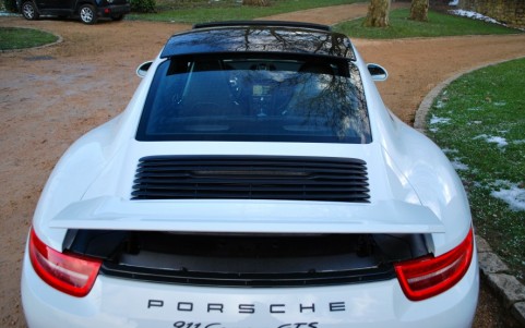 Porsche 991 3.8 GTS 430cv PDK 653 : Toit coulissant / relevable électrique en verre