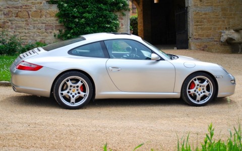 Porsche 997 Carrera S 3.8 355cv L99U : Teinte métallisée Gris Arctique