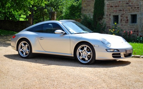 Porsche 997 Targa 4 3.6 325cv Vous habitez loin de Lyon ? Nous venons vous chercher à la gare ou à l'aéroport.