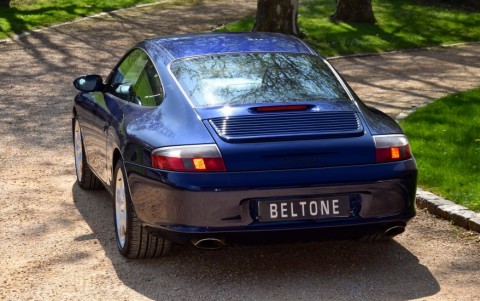 Porsche 996 Carrera 3.6 320cv LM5W : Peinture Lapislazuli métallisée