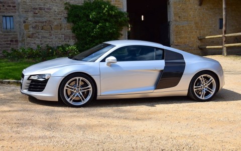 Audi  R8 4.2 FSI Quattro 420cv 6H3 : Sideblades Carbone Sigma : Arches verticales en carbone sigma