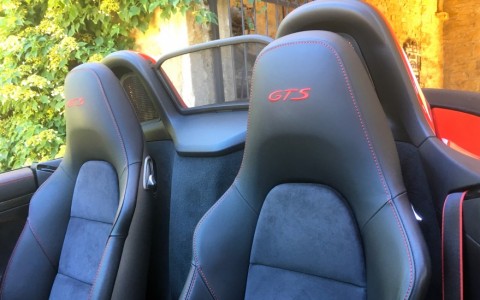 Porsche Boxster GTS PDK 088 : Pack intérieur GTS