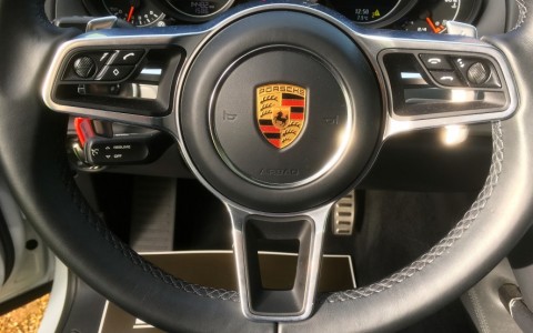 Porsche Cayenne GTS 3.6 440cv 2ZH : Volant chauffant