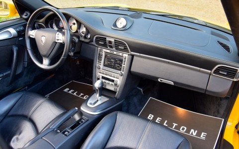 Porsche 997 Carrera 4S Cabriolet 355cv 249 / 432 : Transmission automatique Tiptronic S à 5 rapports avec commutateurs sur le volant