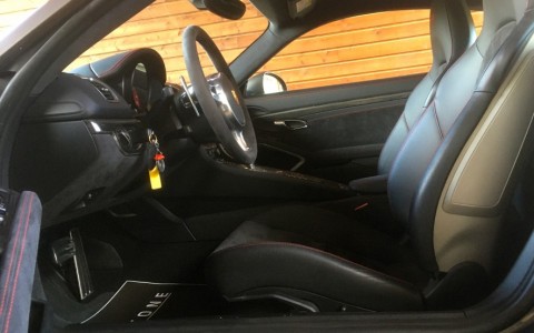 Porsche Cayman GTS PDK Sièges avant Sport Plus à coques à réglages semi-électriques