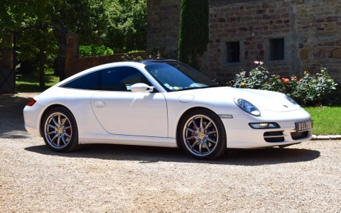 Porsche 997 Targa 4S 3.8 355cv Vous habitez loin de Lyon ? Nous venons vous chercher à la gare ou à l'aéroport.