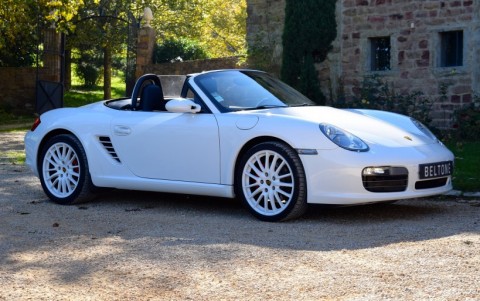 Porsche Boxster S Design Edition 2 Vous habitez loin de Lyon ? Nous venons vous chercher à la gare ou à l'aéroport.