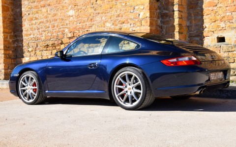 Porsche 997 Carrera S 3.8 355cv L39C : Peinture métallisée Bleu Nuit