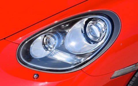 Porsche Cayman S PDK 603 / 288 / 605 : Phares bi-xenon directionnels avec lave-phares et feux de jour à LED (P75)