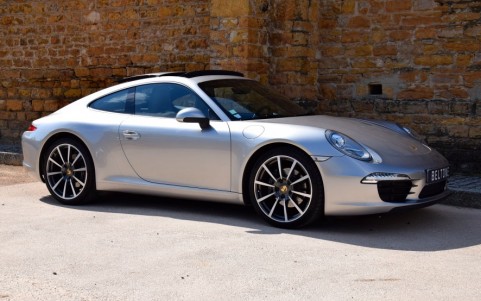 Porsche 991 Carrera BVM7 Vous habitez loin de Lyon ? Nous venons vous chercher à la gare ou à l'aéroport.