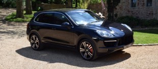 Porsche-Cayenne-Turbo-48-V8-500cv