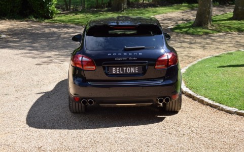 Porsche Cayenne Turbo 4.8 V8 500cv 