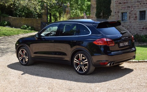 Porsche Cayenne Turbo 4.8 V8 500cv 
