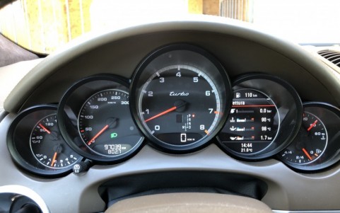 Porsche Cayenne Turbo 4.8 V8 500cv 