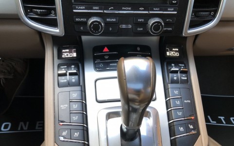Porsche Cayenne Turbo 4.8 V8 500cv 