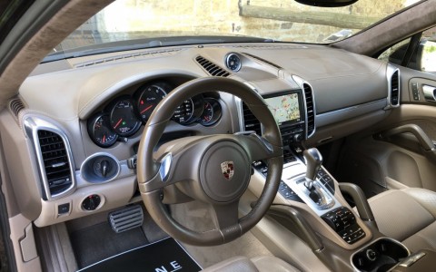 Porsche Cayenne Turbo 4.8 V8 500cv 