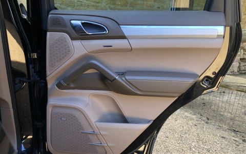 Porsche Cayenne Turbo 4.8 V8 500cv 