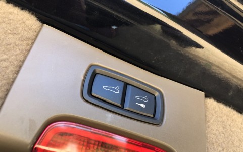 Porsche Cayenne Turbo 4.8 V8 500cv 4E7 : Hayon de coffre automatique